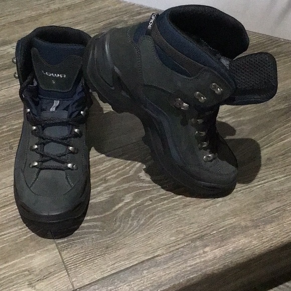 Lowa Renegade GTX Mid Hiking Boots NWOT Sole Gore Tex Size 10” Dark Green /Blue - Picture 1 of 14